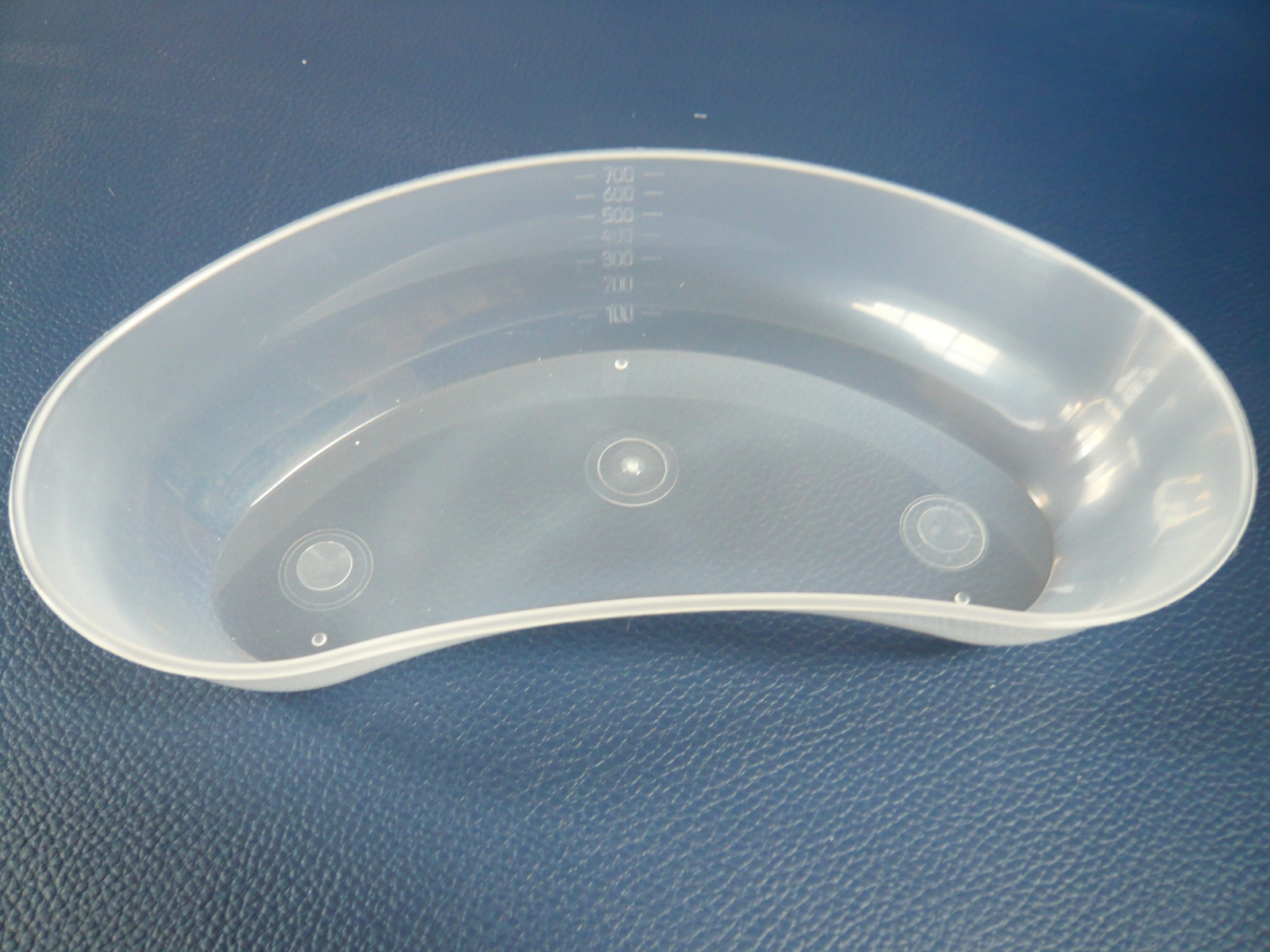 KIDNEY DISH DISPOSABLE 220MM 1 KIDNEY DISH DISPOSABLE 220MM