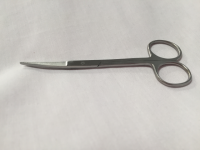 SCISSOR IRIS SUTURE FINE CURVED 11.5CM
